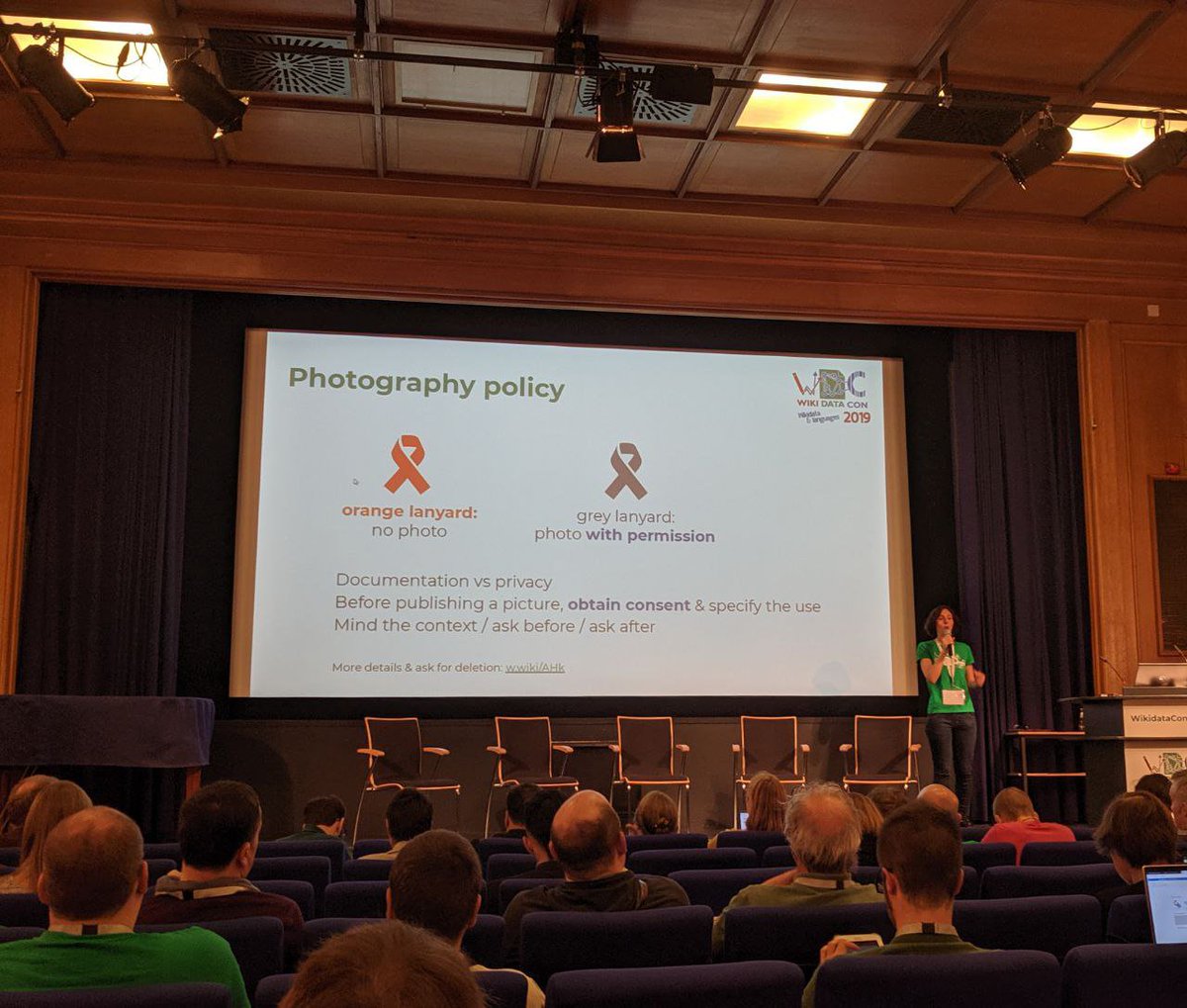 wikimedia_es's tweet image. Desde hoy estamos en #WikidataCon, en Berlín. Tres días para aprender y compartir experiencias con la comunidad de @wikidata_es.