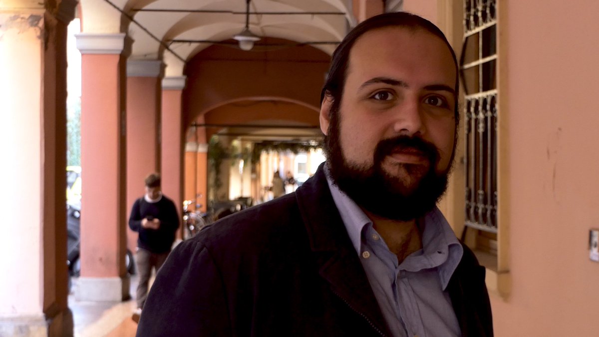 ilSabbatico's tweet image. Andrea Donaera, Io sono la bestia, @nneditore. Una storia di amore, morte e sacra corona unita. Sabato e domenica a @ilSabbatico su @RaiNews.