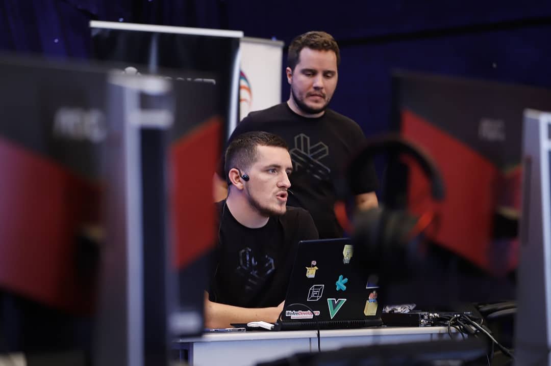 STIKK_KS's tweet image. If you want to know more about creating apps, our first talk of the day in DEVStage is the place to be. 

#KosICT8 #STIKK #TechConference #Prishtina