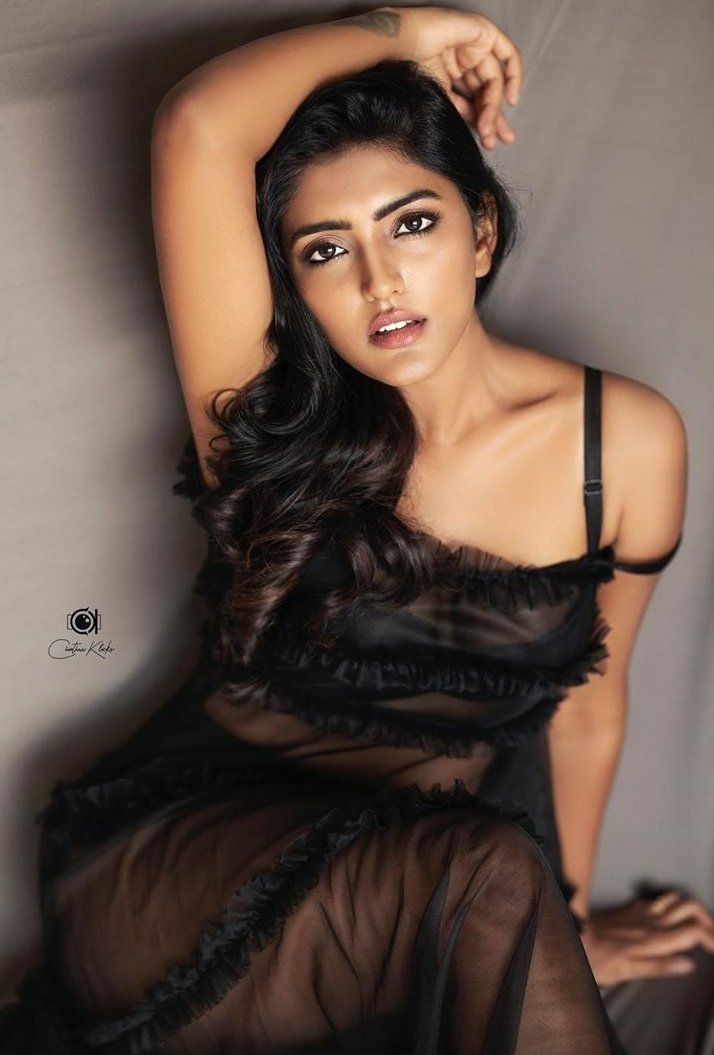 TheDudeFellow's tweet photo. Eesha Rebba 💥💥 https://t.co/UJsDsF6sn5