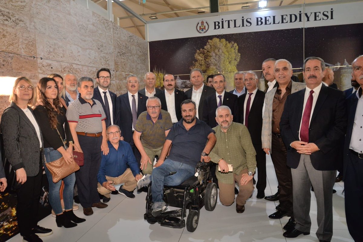 3. Bitlis İzmir günleri açılışı öncesi standları ziyaret ettik. 
#bitliscokyakın