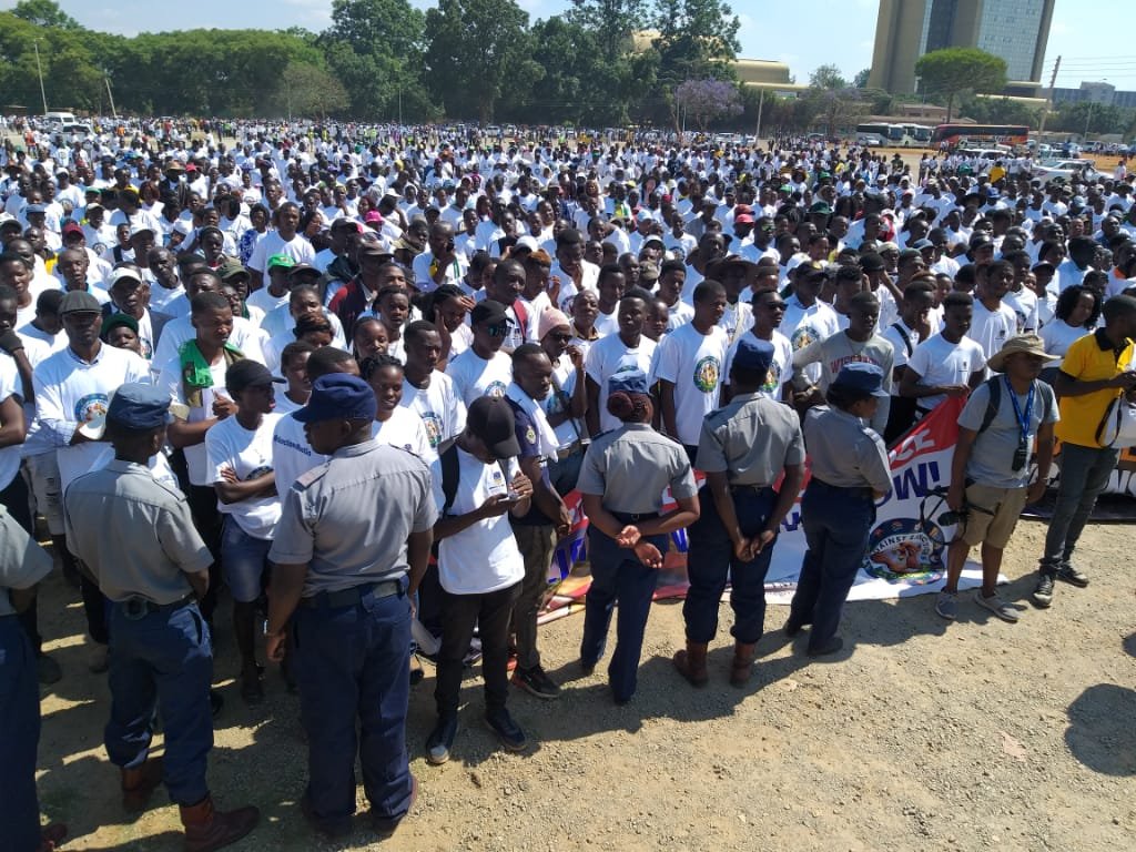 nickmangwana's tweet photo. Zimbabweans speaking in one voice against sanctions. There will be dissenting voices of course.  That's democracy #SANCTIONSMUSTGONOW https://t.co/wHTeEab7kg