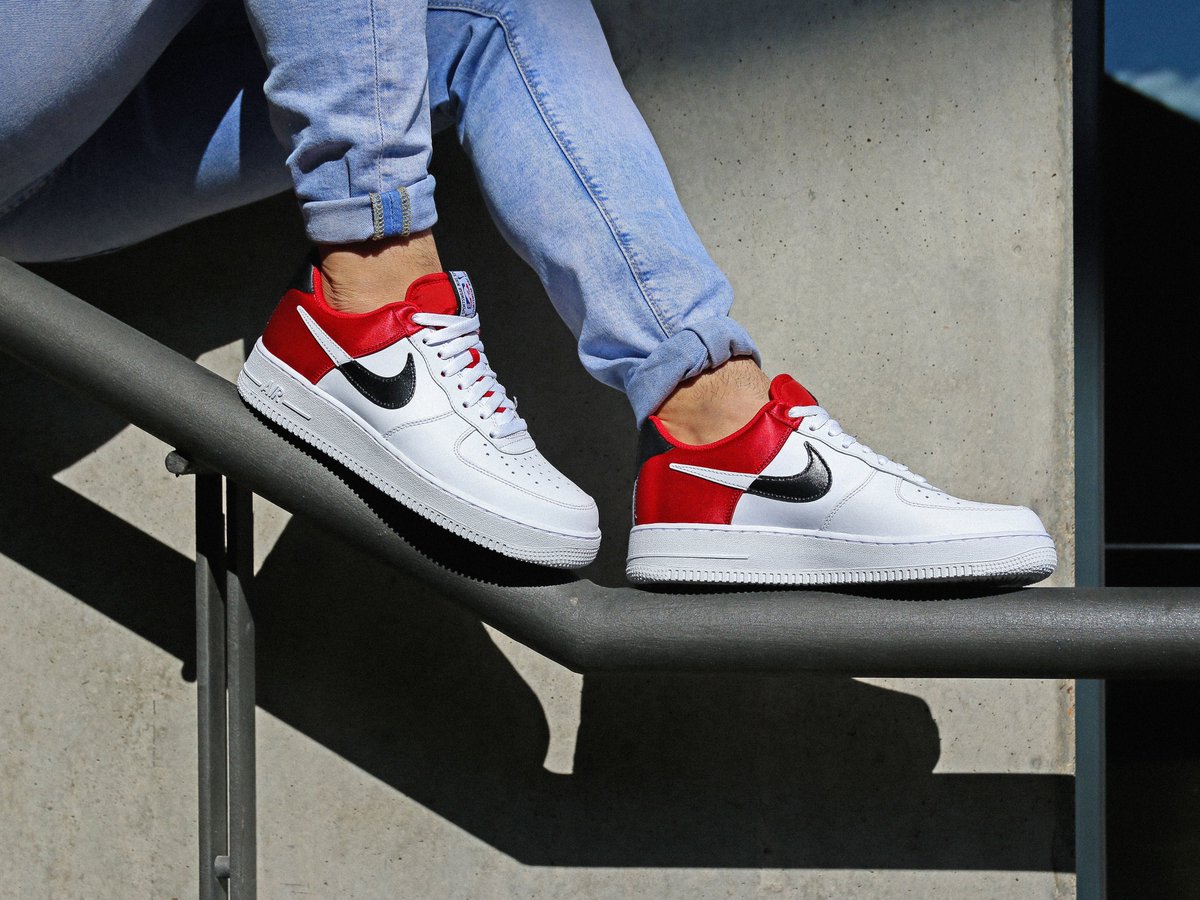 TheSneakerOne tweet media