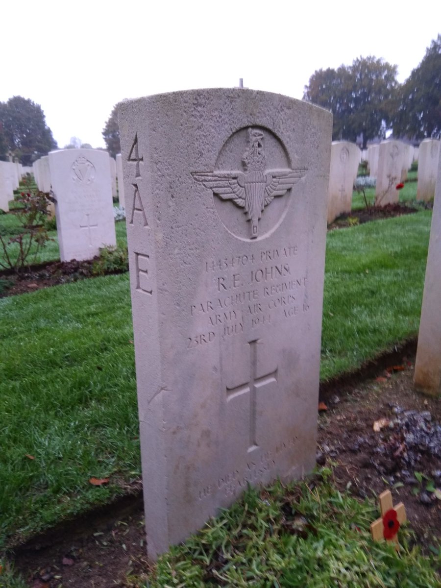 battlefields2's tweet image. Ranville War cemetery this morning @LegerBattleTour