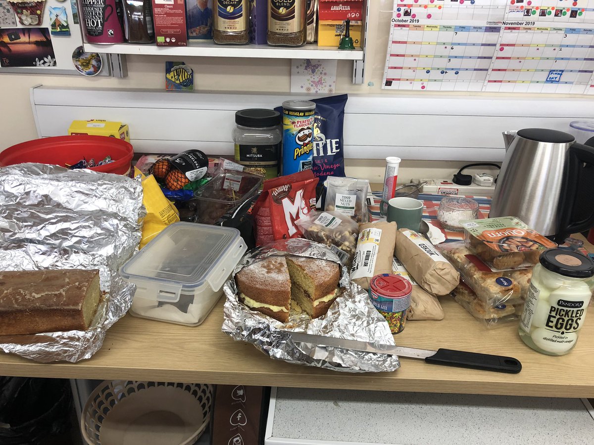 gleni77's tweet image. Well it’s officially #loosingtheplot 4 weeks today until #cytology as we know it changes forever 😢 will miss working with some of these crazies but looking forward to the #evolution and #collaboration of #teamCellPath