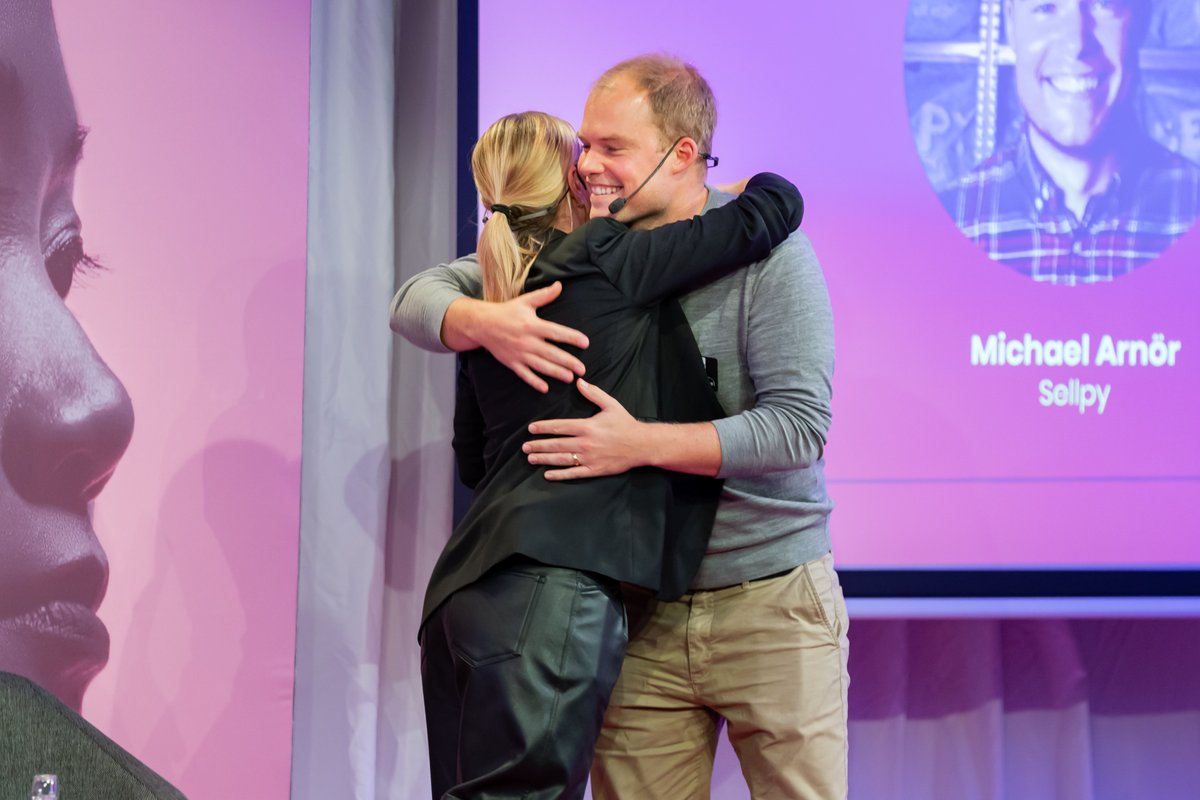 stingsthlm's tweet photo. The Sting Day pictures are now live on our Fb! Thank you once again all the fantastic startups, investors, speakers and community heroes for making this happen! <3 #stingday # https://t.co/TZNE2mNgHM