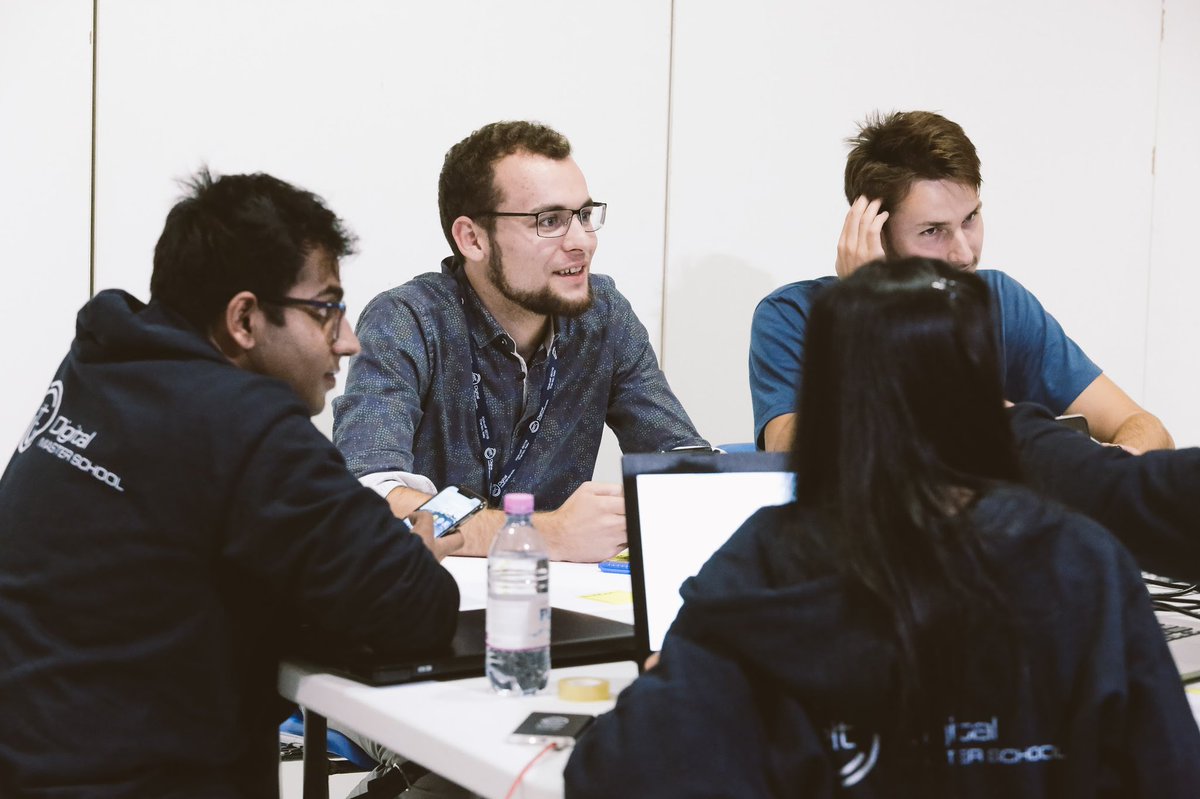 MScKickOff2019's tweet photo. Focus on your business idea 🧐 https://t.co/1OwREMRDaz