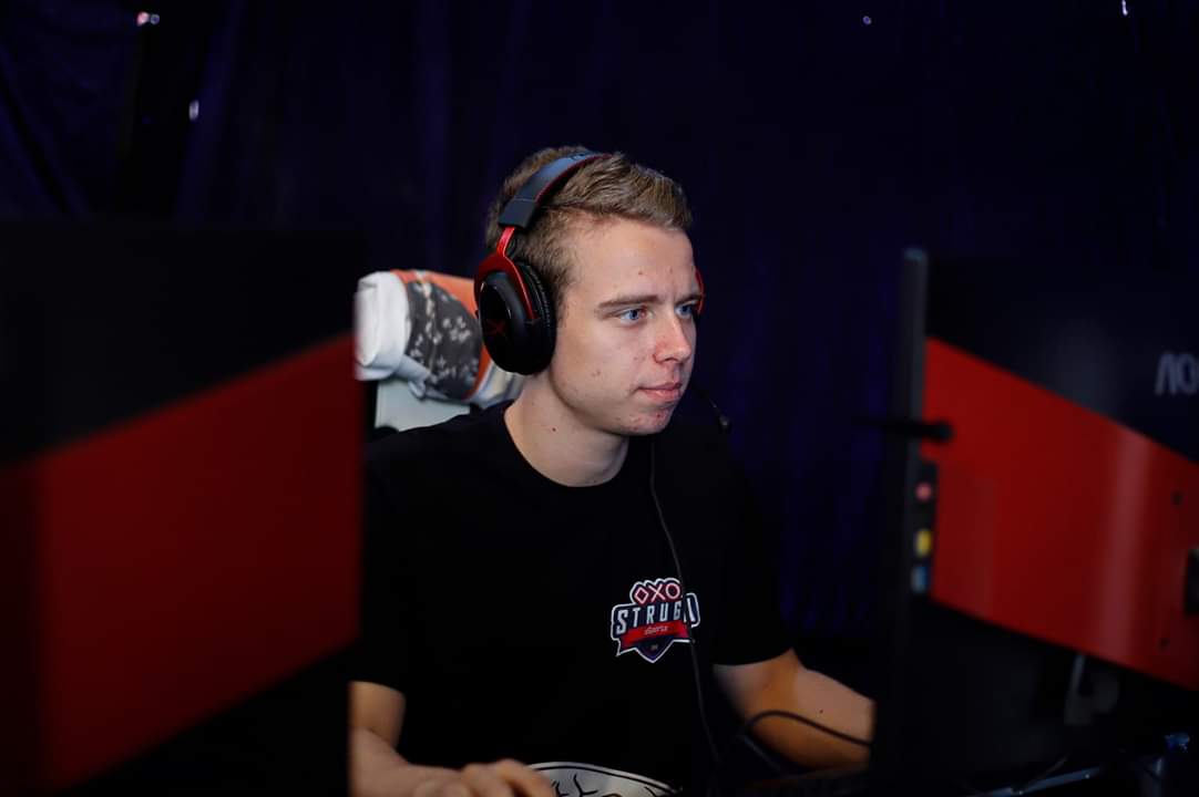 STIKK_KS's tweet image. Struga eSports are the winner of the Semi Finals. This win takes them to finals. 

In the meantime we wait for the Lower Bracket game to start: 
Omega Force vs. Respawn

#KosICT8 #STIKK #TechConference #Xportalesports #Prishtina