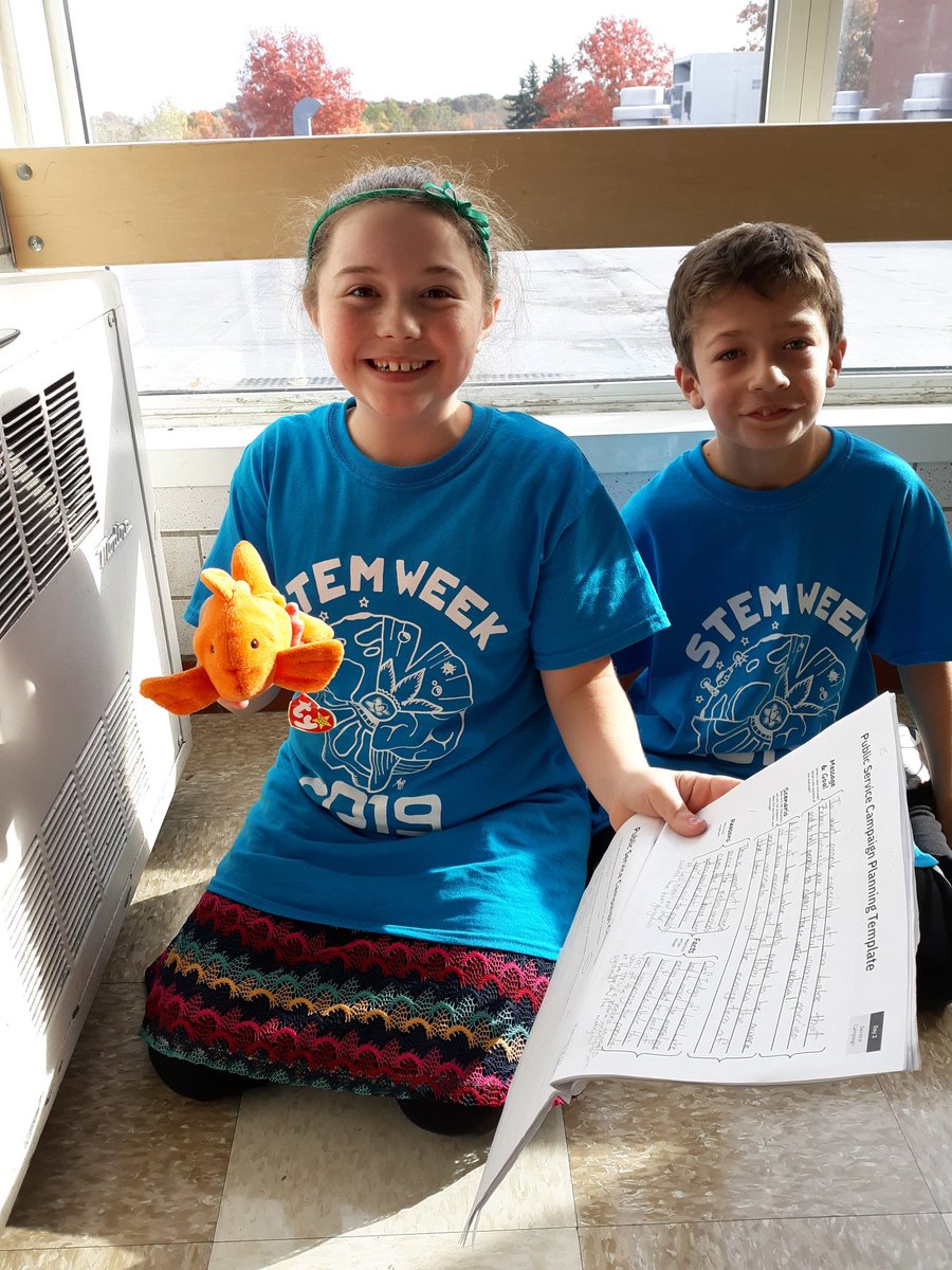 MsBray214's tweet image. We are working on our PSAs! We can&apos;t wait to see everyone at the Showcase today! #MassStemWeek #5thGrade #WhitcombStemWeek #SonicSky @MPSPanthers