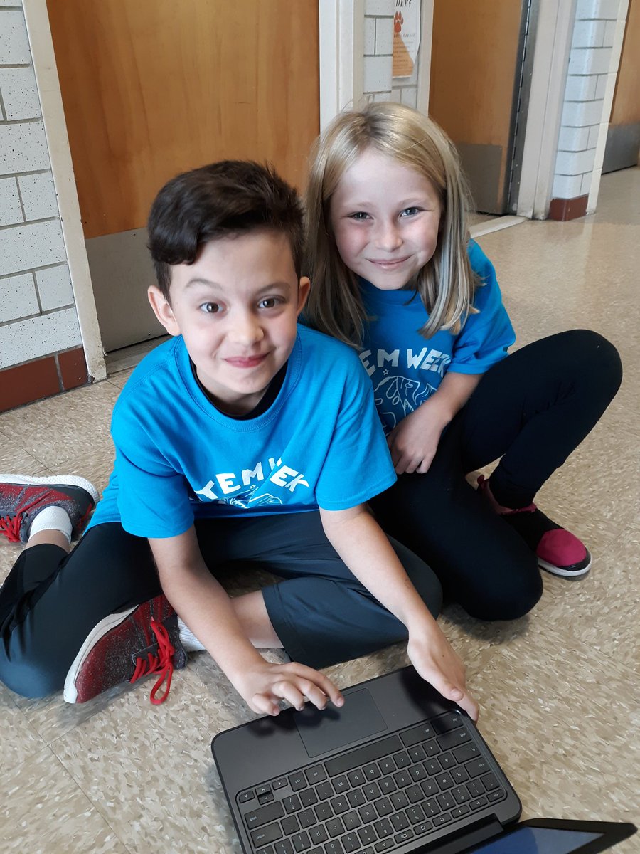 MsBray214's tweet image. We are working on our PSAs! We can&apos;t wait to see everyone at the Showcase today! #MassStemWeek #5thGrade #WhitcombStemWeek #SonicSky @MPSPanthers