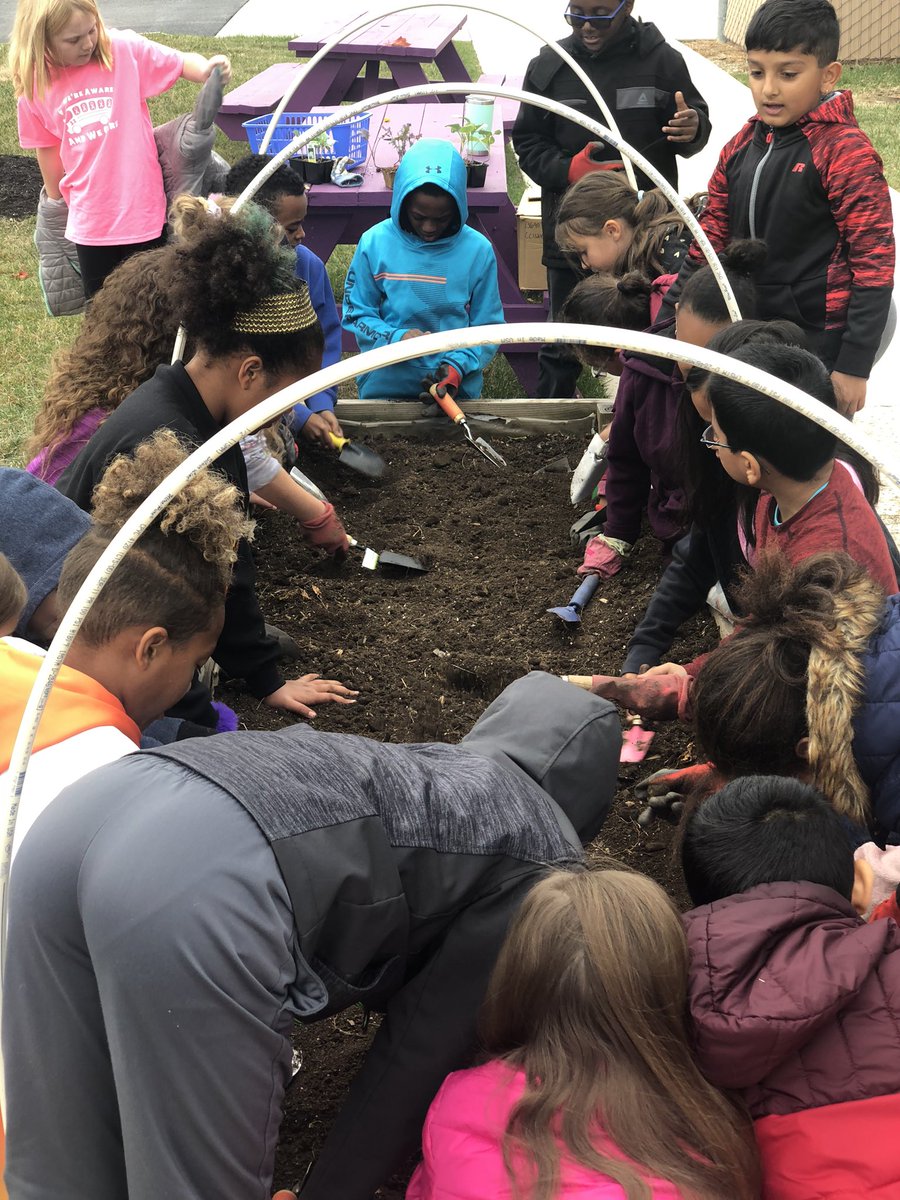 Third Grade Gardening with OSU expert Tim McDermott #reynproud