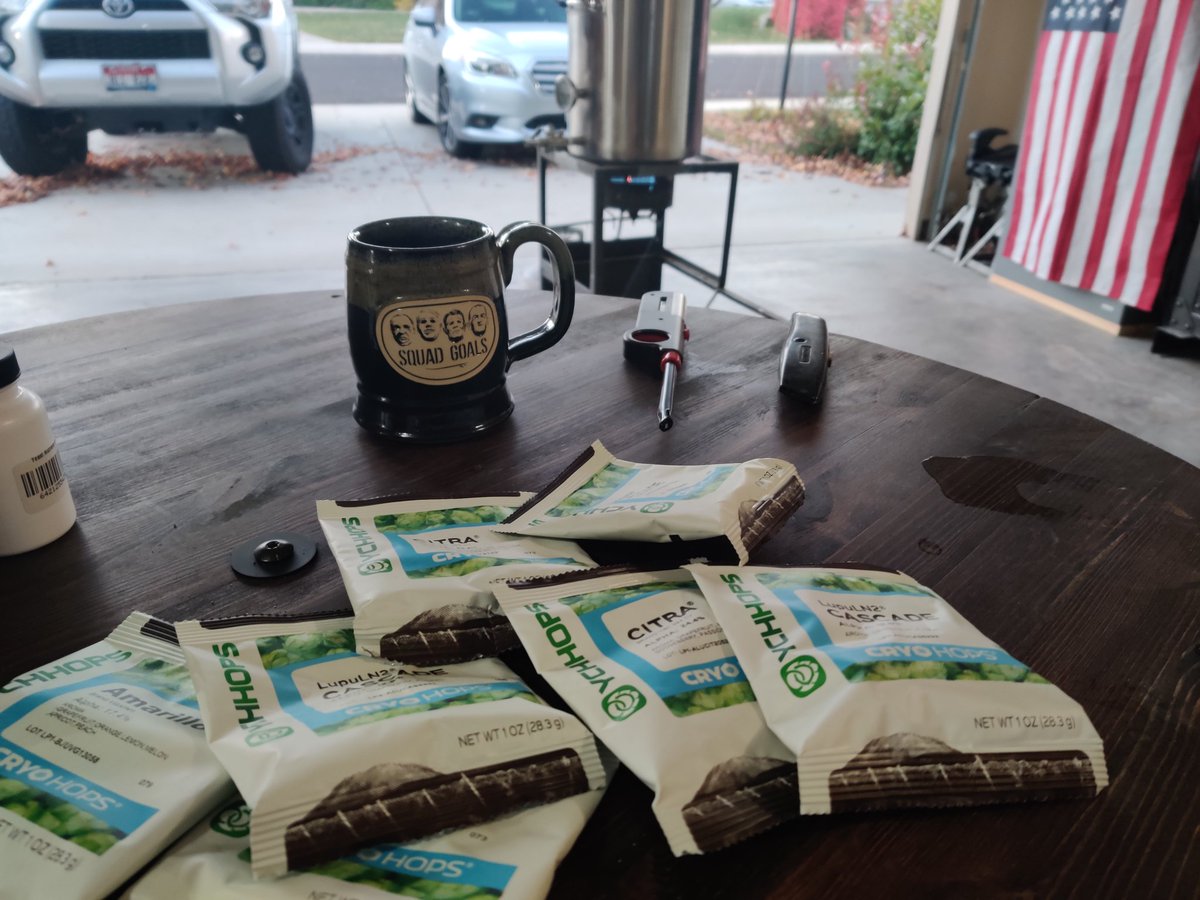 It's brew day!
#SWMBO IPA 
#homebrew #beer #DIY #FridayFeeling #FridayThoughts #ychhops #hops