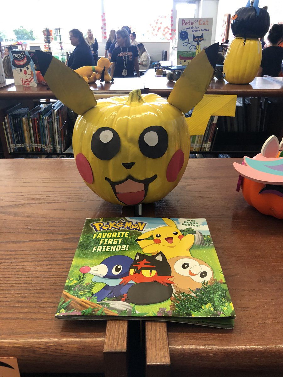 CVME_Huskies's tweet photo. Our first graders made some absolutely amazing story book pumpkins 🎃😍 thank you @MaddenLibrarian for doing this each year! Gallery walk is Monday 10/28 from 3:30-4:30 for anyone that wants to come look! https://t.co/j8SANgFrtO
