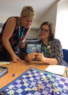 Members of staff at the Sheffield Children's NHS Foundation Trust shared used the Sleep Game and shared their experience with us in a blog article: shop.focusgames.com/blogs/news/usi…
 <a href="/reynolds1975/">Janine Reynolds</a> 
#sleep #training