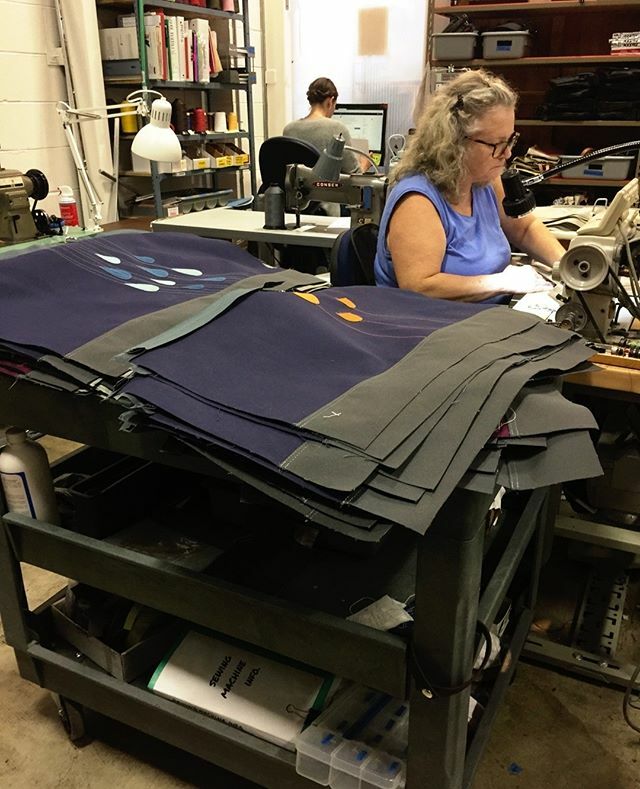 Helllooo #Weekenders 👋 We're finishing up all Weekender orders this week / early next week -- yay! ☔ ift.tt/2BIObaP