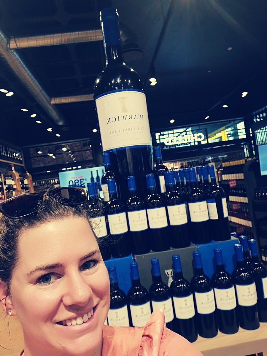 R0xyF's tweet photo. One can never have to much @warwickwine Cheers to The First Lady 🍷 #WarwickWineEstate https://t.co/AAFfuZK80u