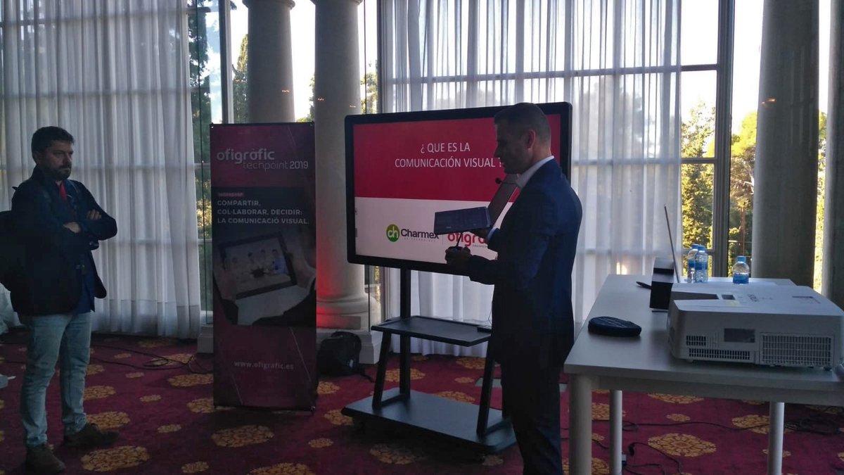 CharmexInt's tweet photo. Hoy estamos en #Techpoint2019 de @ofigrafic exponiendo las posibilidades de nuestras soluciones para Empresa y Digital Signage @CharmexInt https://t.co/ztmGaCYLNF