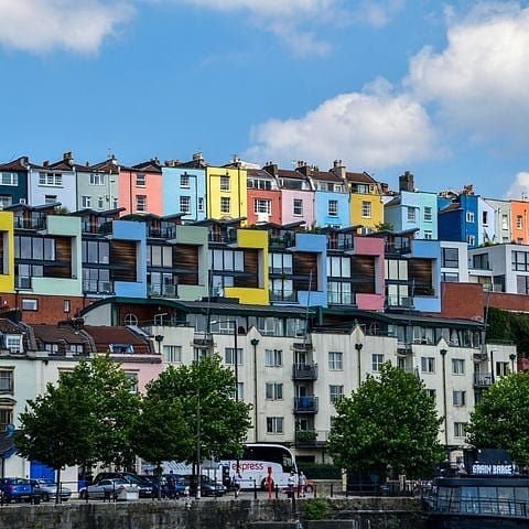 UKIntgroup's tweet photo. How beautiful and colourful is Bristol?! 😍 #bristol #uk #england #bris #inglaterra #parkstreet #student #estudiante #exchange #intercambio #visitengland #visitbristol #learnenglish #aprenderingles #erasmus #awards #byta19 #finalist #youthtravel #educationaltravel #trips https://t.co/XEDyu4iAzT