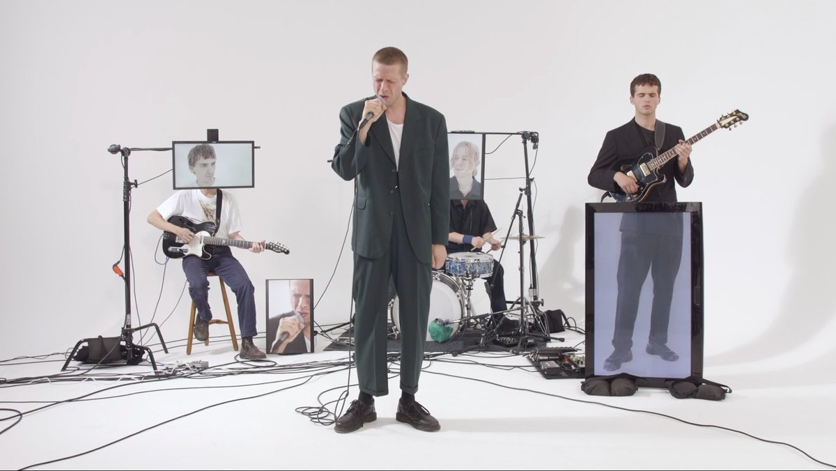 Blood live session is out now youtube.com/watch?v=lSQJLJ…