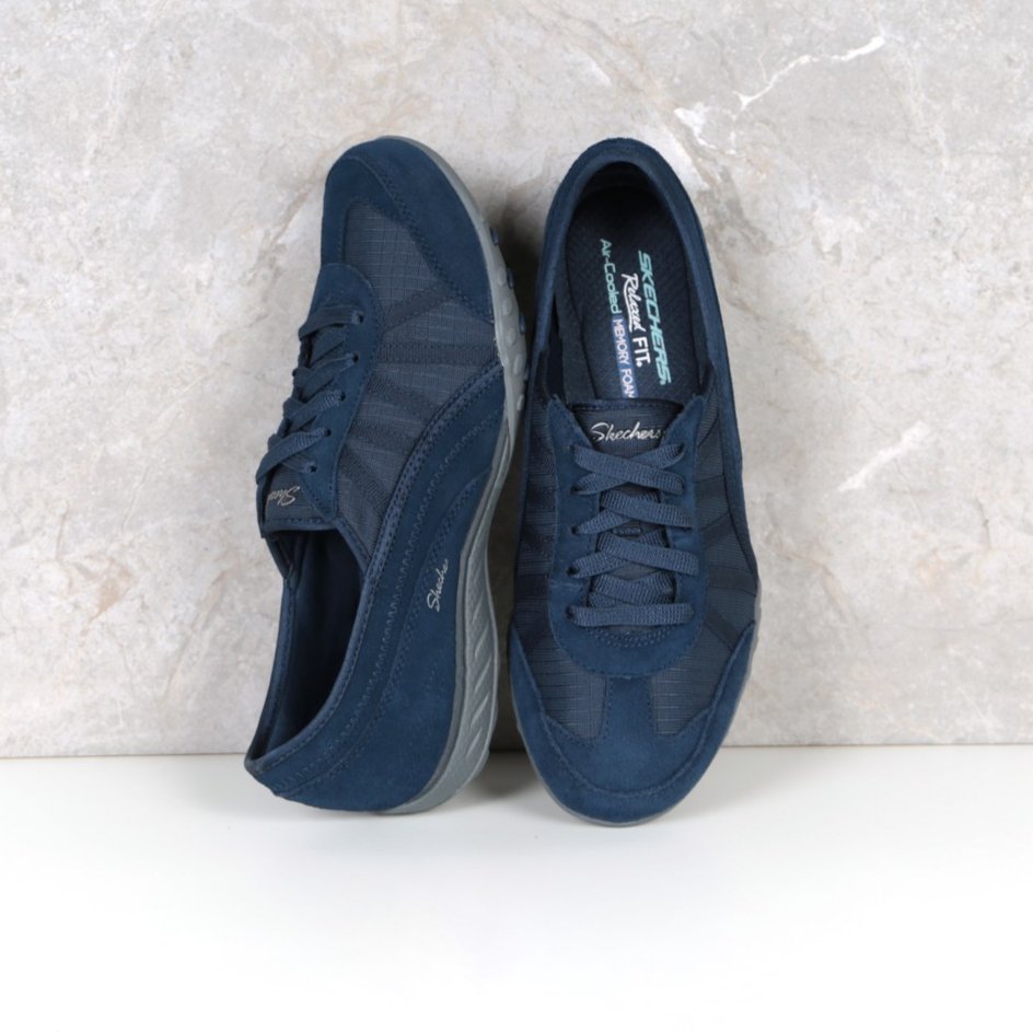 skechers breathe easy trainers