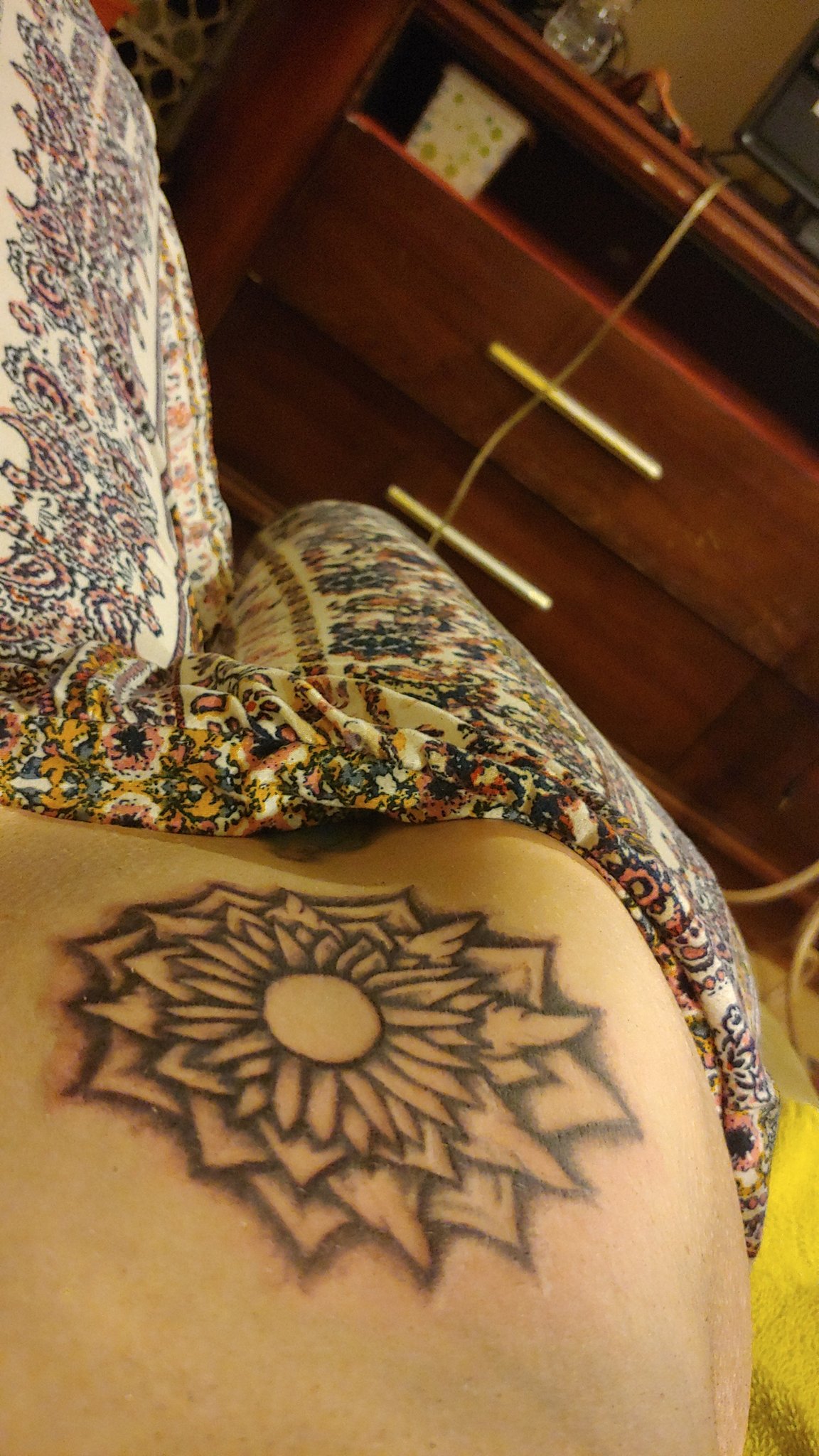 Tattoo is almost done! Whew! Feel like a wimp! Just kidding! https://t.co/XrGhhcmUP9