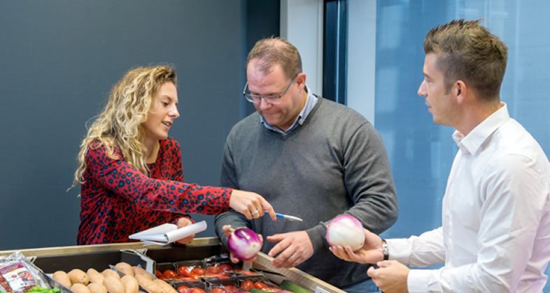 VerpakkingXpert's tweet photo. Telers van sierteelt en groenten gaan aan de slag met duurzaam verpakken   https://t.co/qdma7fyD4x https://t.co/cr0sIaMhOJ