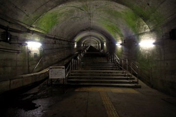 群馬 地下へ486段もの階段が続く日本一のモグラ駅 土合駅 に行ってみた 秘境駅 ダークサイドにようこそ