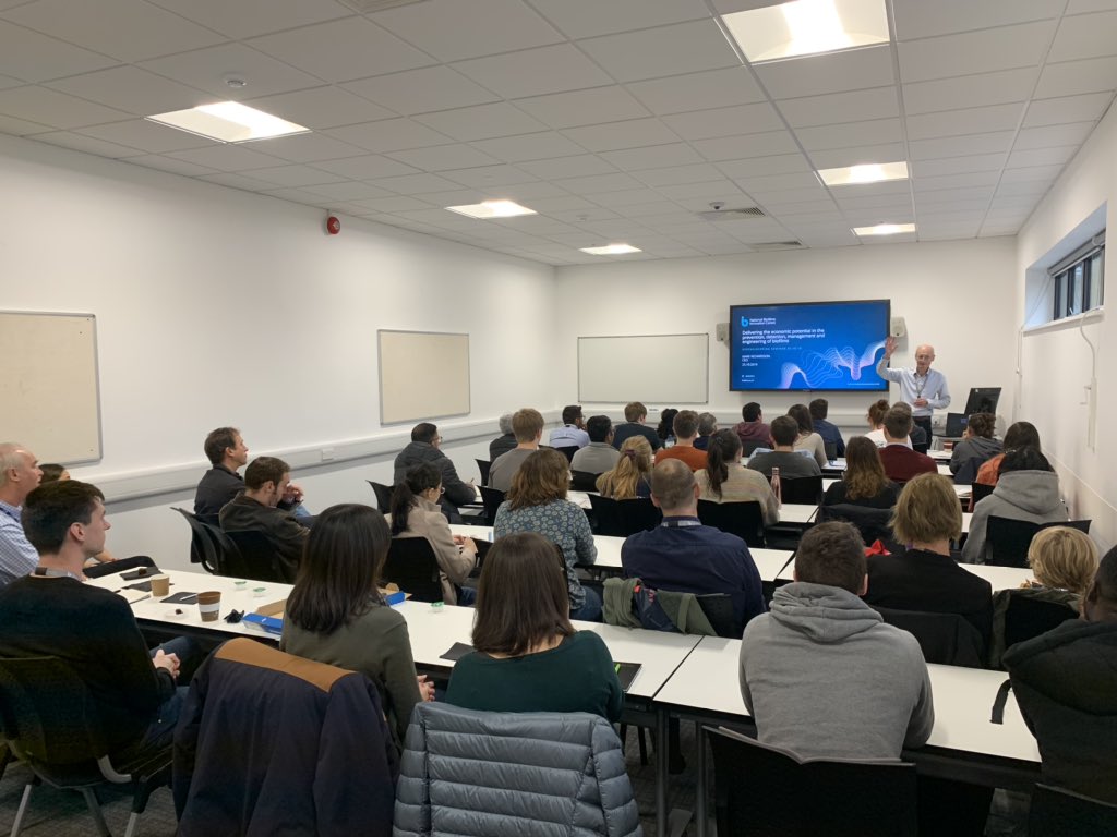 antodg16's tweet image. Great to see so many people today for Mark Richardson‘s talk (CEO of @ukbiofilms on Biofilm Management today at our first @BioSemSoton of the academic year! #NBIC #BioengineeringSeminar @UoSMedia @uos_bioengsci @MiNaTherGroup @unisouthampton @woundman
