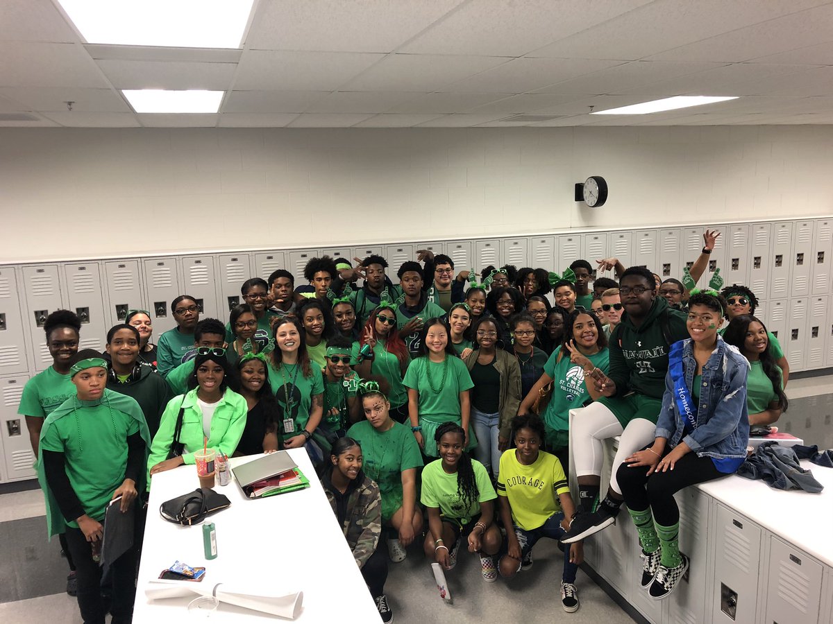 schs2021's tweet photo. #kissmyclass 2021 💚💚 https://t.co/wdDRZvokgv