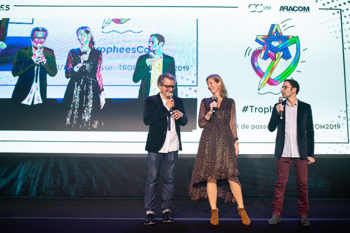 TropheesCom's tweet photo. Les lauréats des 7e #TropheesCom ont été dévoilés devant près de 750 personnes hier soir au Centre de Congrès Pierre Baudis 🍃❤️⭐️✏️
Une édition portant les valeurs d’une #FantasticCom ! Bravo à tous les lauréats. https://t.co/vK4hzuJ1OX