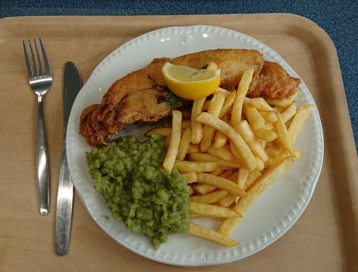 ChalkyOceans's tweet image. SO IMPRESSED with the @NOCnews #fishfreefriday. Brilliant battered banana blossum. Thanks! @unisouthampton @UoSCatering