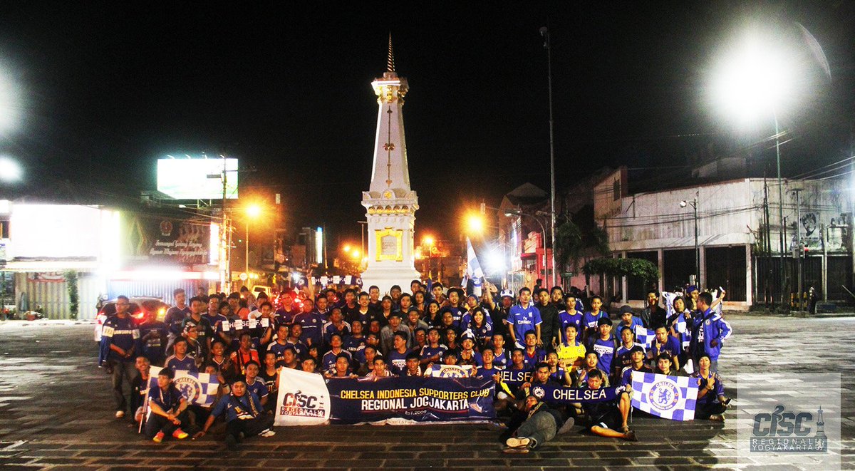 savik_m's tweet photo. #JogjaDalamCerita

tahun 2015, bareng keluarga @CISCjogja @chelseaindo @chelseafc_indo https://t.co/WwFKQFI6Uz