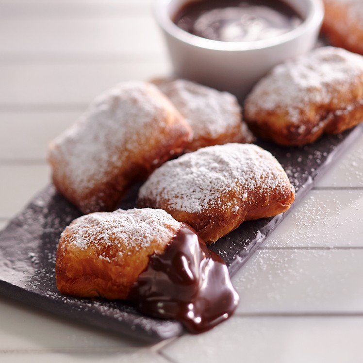 USFoods's tweet photo. You've seen our #USFScoop Croissant #Beignets, but have you seen them with Ganache dipping sauce?! Get the recipe and stun diners here: https://t.co/Fz4sQD2zrP https://t.co/9Ntb0GSsSh