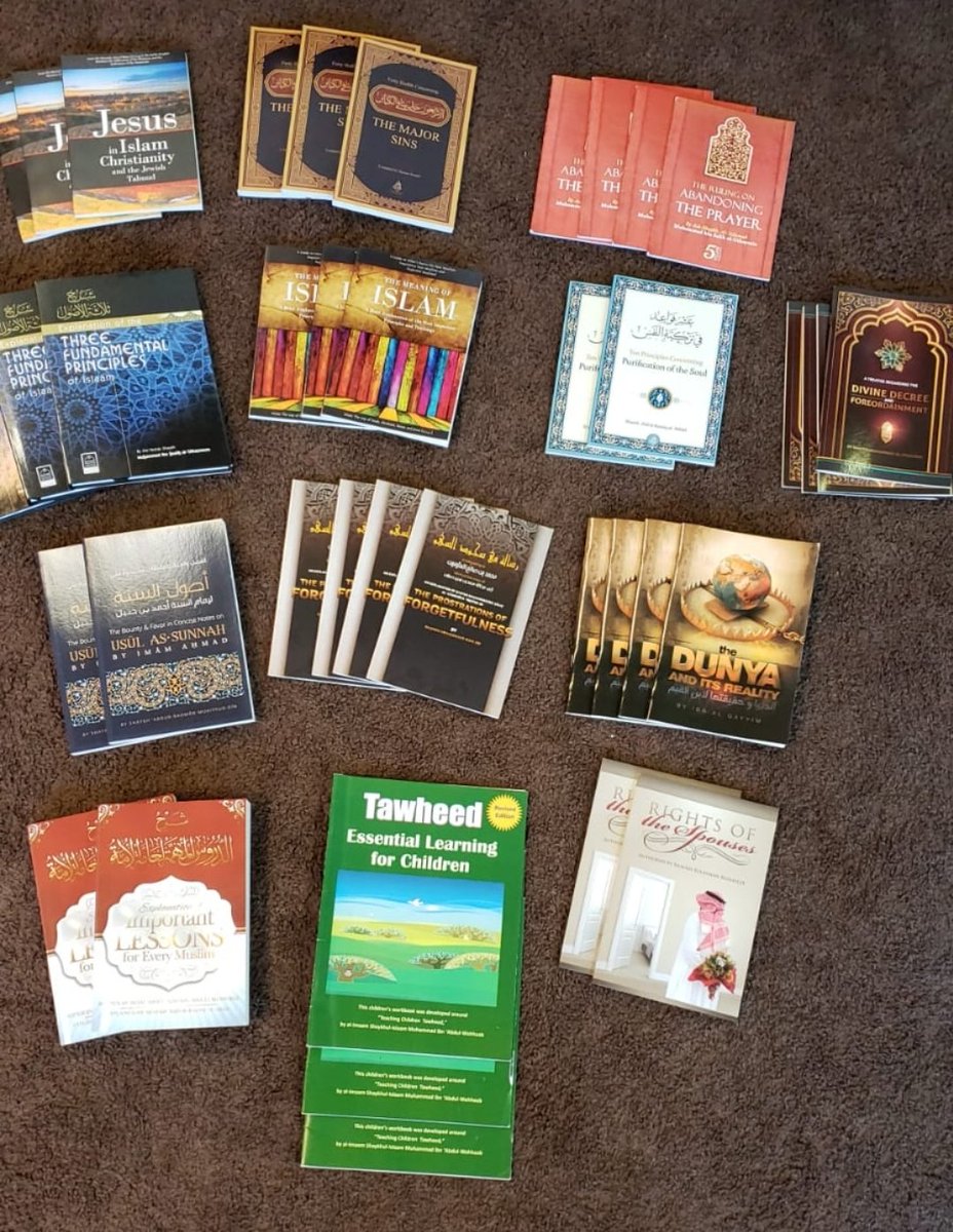 SalafiDawahCt's tweet photo. New titles and restocks available at Masjid Umar ibn Al-Khattab bookstore! Come visit us at 2017 Main st Hartford, Ct for your all your Authentic Islamic Literature needs!

#AuthenticBooks
#IslamicLiterature
#Sunnah
#Salafiyyah 
#Hartford
#Connecticut https://t.co/2Sird9w5BR
