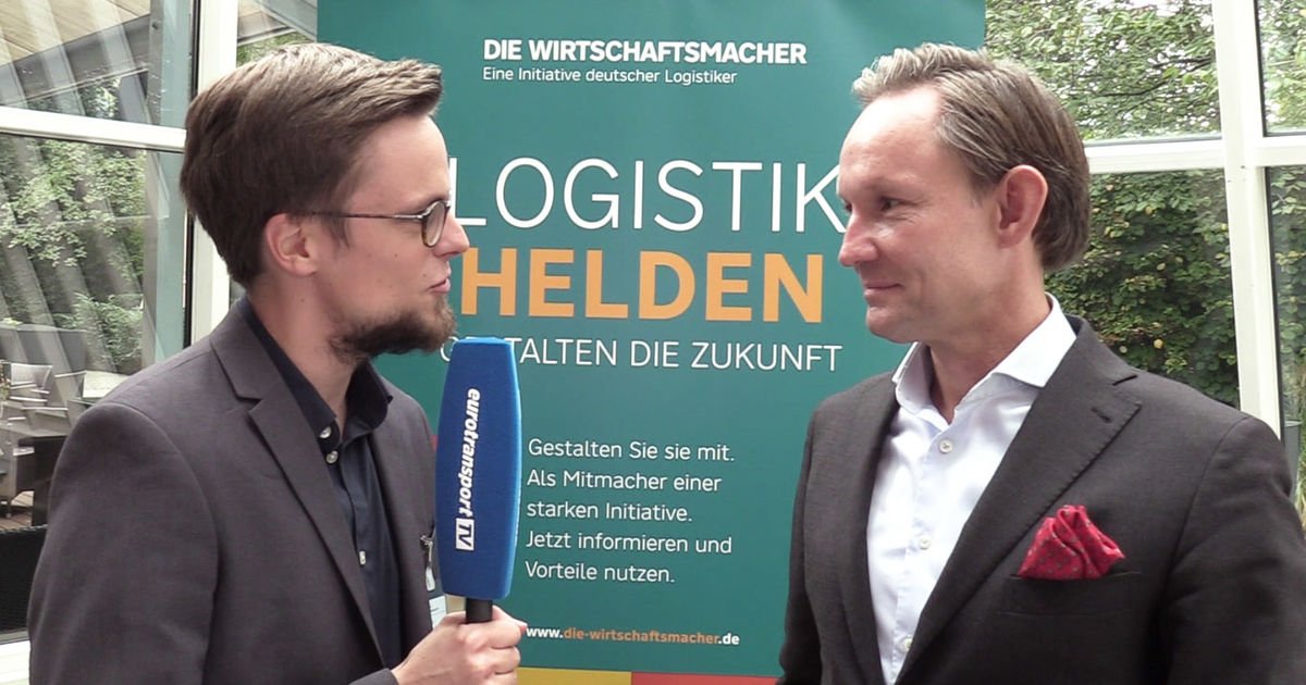 eurotransportde's tweet photo. Marten Bosselmann im Interview: Alle Wege führen zur Logistik https://t.co/82cU8TDGHP https://t.co/A3FrmiI4ZA