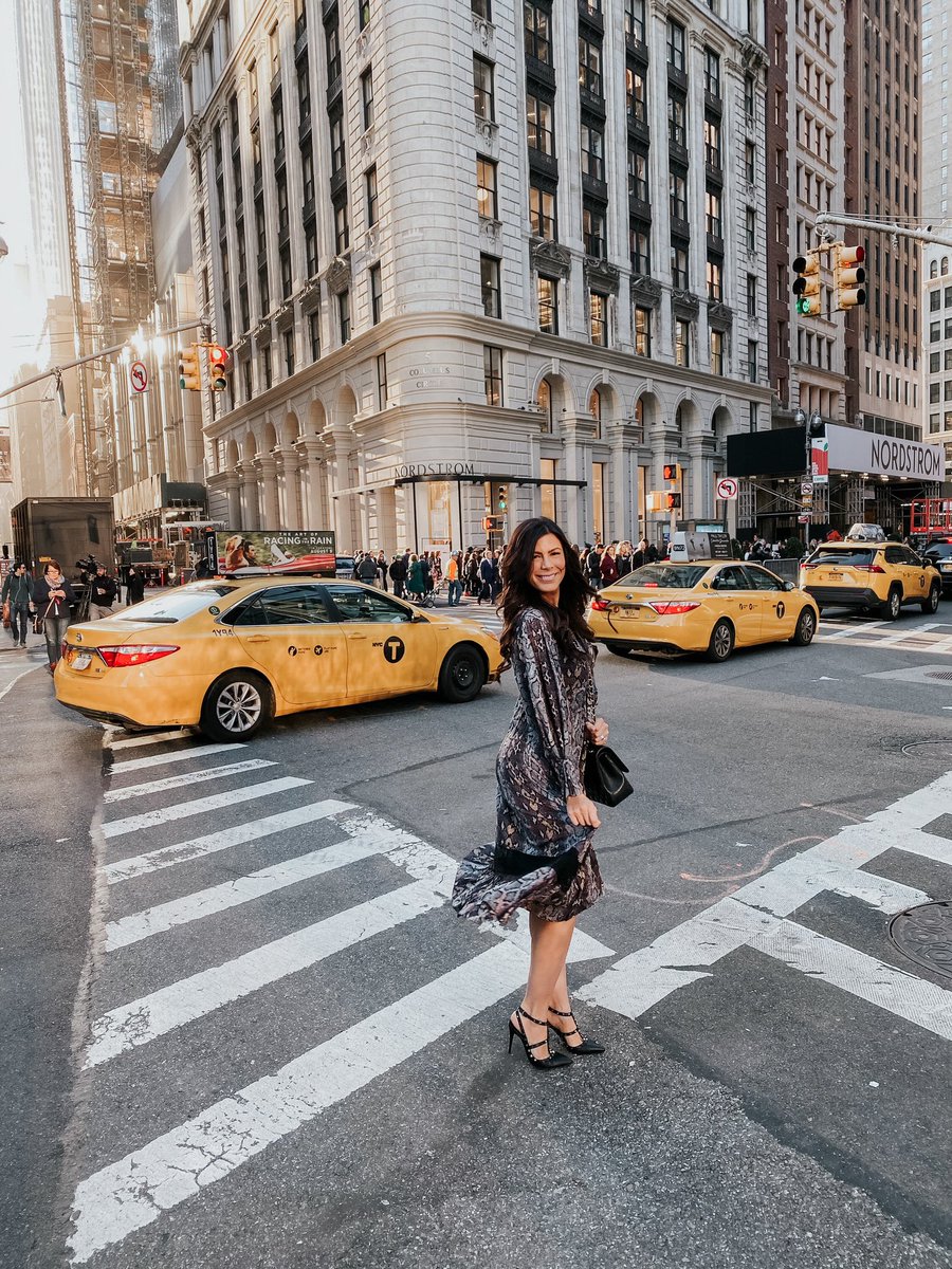 mintarrow's tweet photo. Yesterday at the grand opening of @Nordstrom flagship - first store in Manhattan!! #nordstromNYC
Super huge thanks to @AlaskaAir for bringing us out here from CA 🙏🏽 #iflyalaska #ad https://t.co/dwT2lnLyWW
