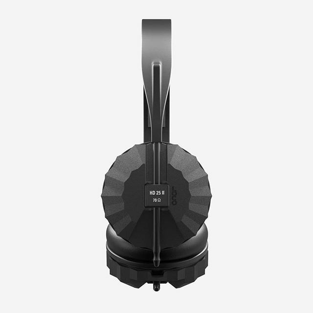 loconoise's tweet photo. Check out our Sennheiser HD25 light customisation with the Versuvianite Black pro parts. Check all designs at https://t.co/a4sKvmbaXS (link in bio).
.
.
.
.
.
#hd25 #hd25ii #hd25sennheiser #hd25alu #djing #djlife #hd25aluminum #djgear #djsetup #djlife… https://t.co/LNC9iDVFbn https://t.co/321eU3Sbxn