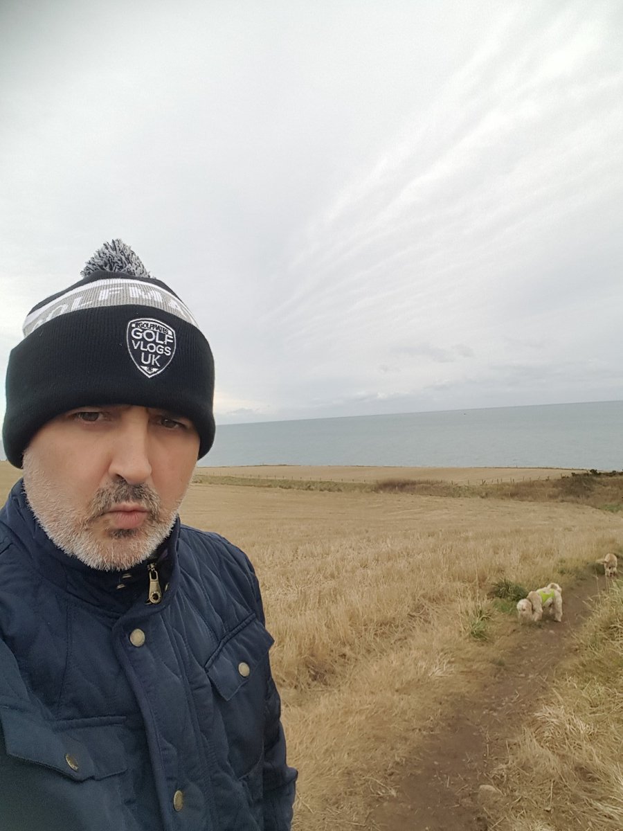 ScottCarnoustie's tweet photo. Its not only for a round of golf @Par73A it also keeps you warm.on a walk to the pub with the πΆπΆ #golfmates #chillytoday https://t.co/zybiG6cjSP