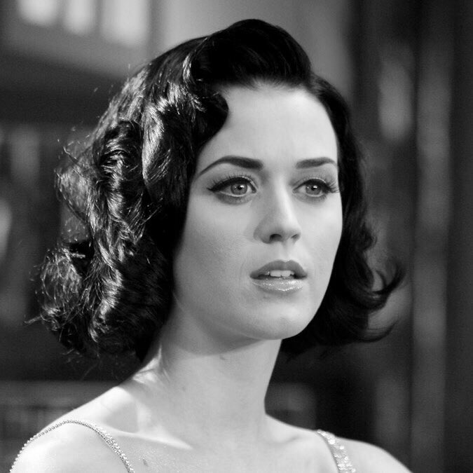 katydevotion's tweet photo. Even the seasons change, our love still stays the same 🥰😍❤️✨
#HappyBirthdayKatyPerry https://t.co/uKF1LS091i