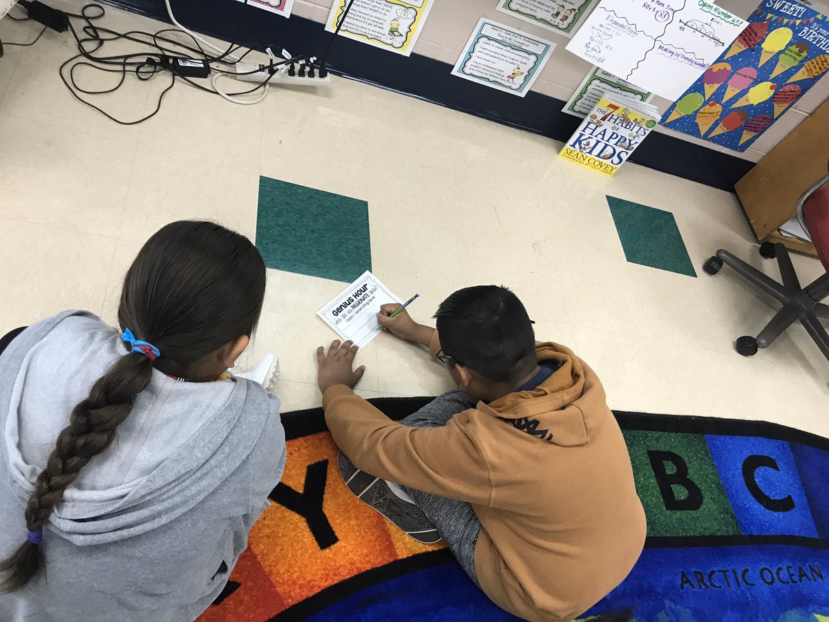 Kicking off Genius Hour with <a href="/RachelB42863280/">Rachel Brown</a>’s awesome 4th graders! #weareaycock <a href="/AYCOCKSCHOOL/">Aycock Elem School</a> <a href="/geniushour/">Genius Hour</a>