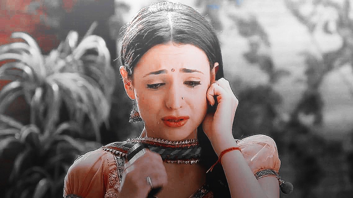 A: 'Kya kaha tha tumne, tum kisi se bhi maafi maang logi par mujhse nahi.. Ring chahiye? Sorry bolo.''.. Ab tum sirf sorry nahi bologi, kaan pakad kar maafi maango gi' Khushi's broken apology was Arnav's undoing  #IPKKND  #Arshi  #IssPyaarKoKyaNaamDoon