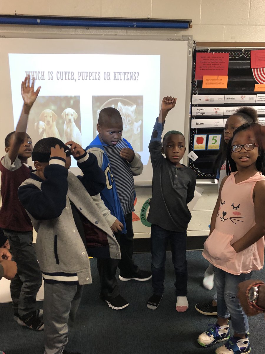 Marcie_FSE's tweet photo. Guidance Lesson “Understanding Peter Pressure” #RedRibbonWeek #fsetheplacetobe #thirdgrade https://t.co/fxIb1Jk3ms