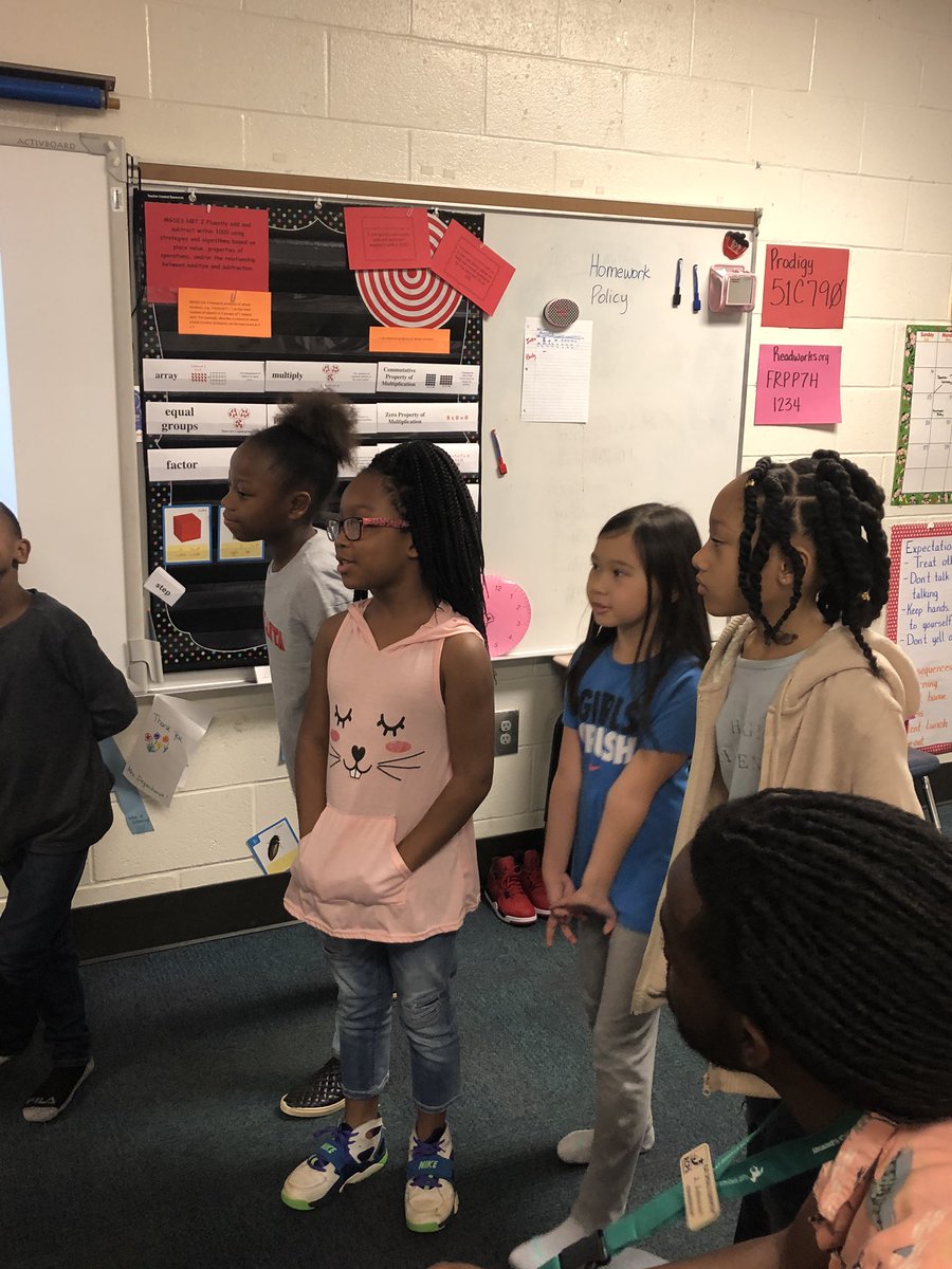 Marcie_FSE's tweet photo. Guidance Lesson “Understanding Peter Pressure” #RedRibbonWeek #fsetheplacetobe #thirdgrade https://t.co/fxIb1Jk3ms