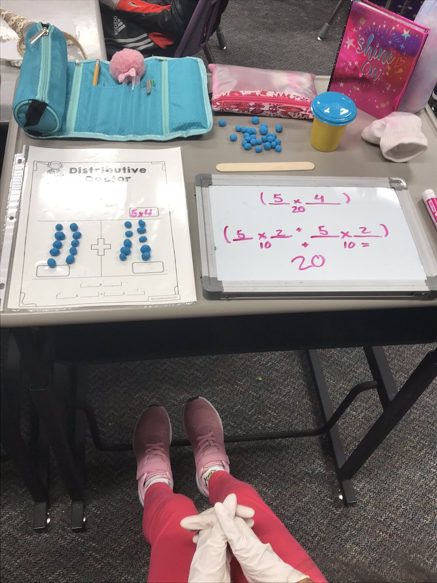 HodsonMeryll's tweet photo. Distributive Doctors doing surgery on our arrays! https://t.co/rqX6qPvspL