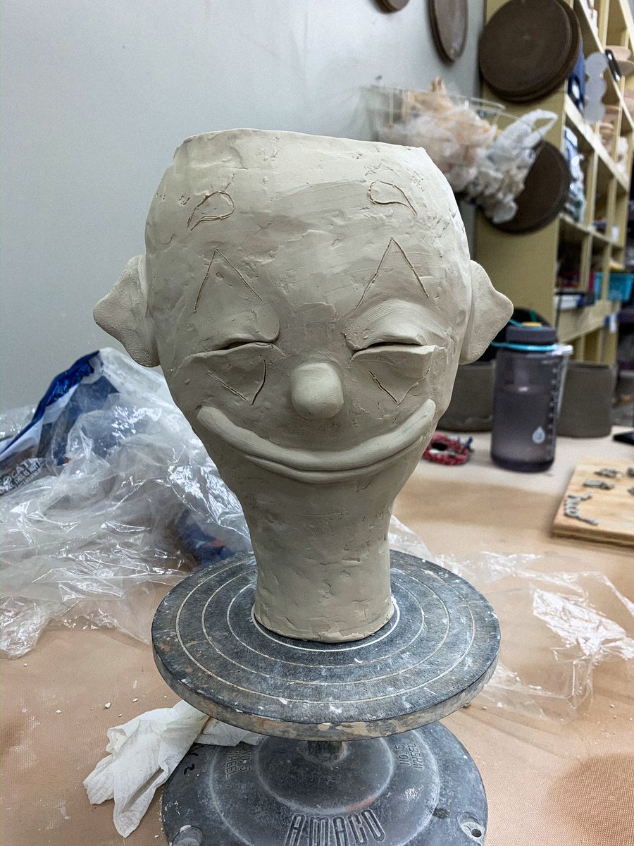 EstradaDesignNY's tweet photo. Kiln loaded last night so hyped https://t.co/0IGRHlE9Fy