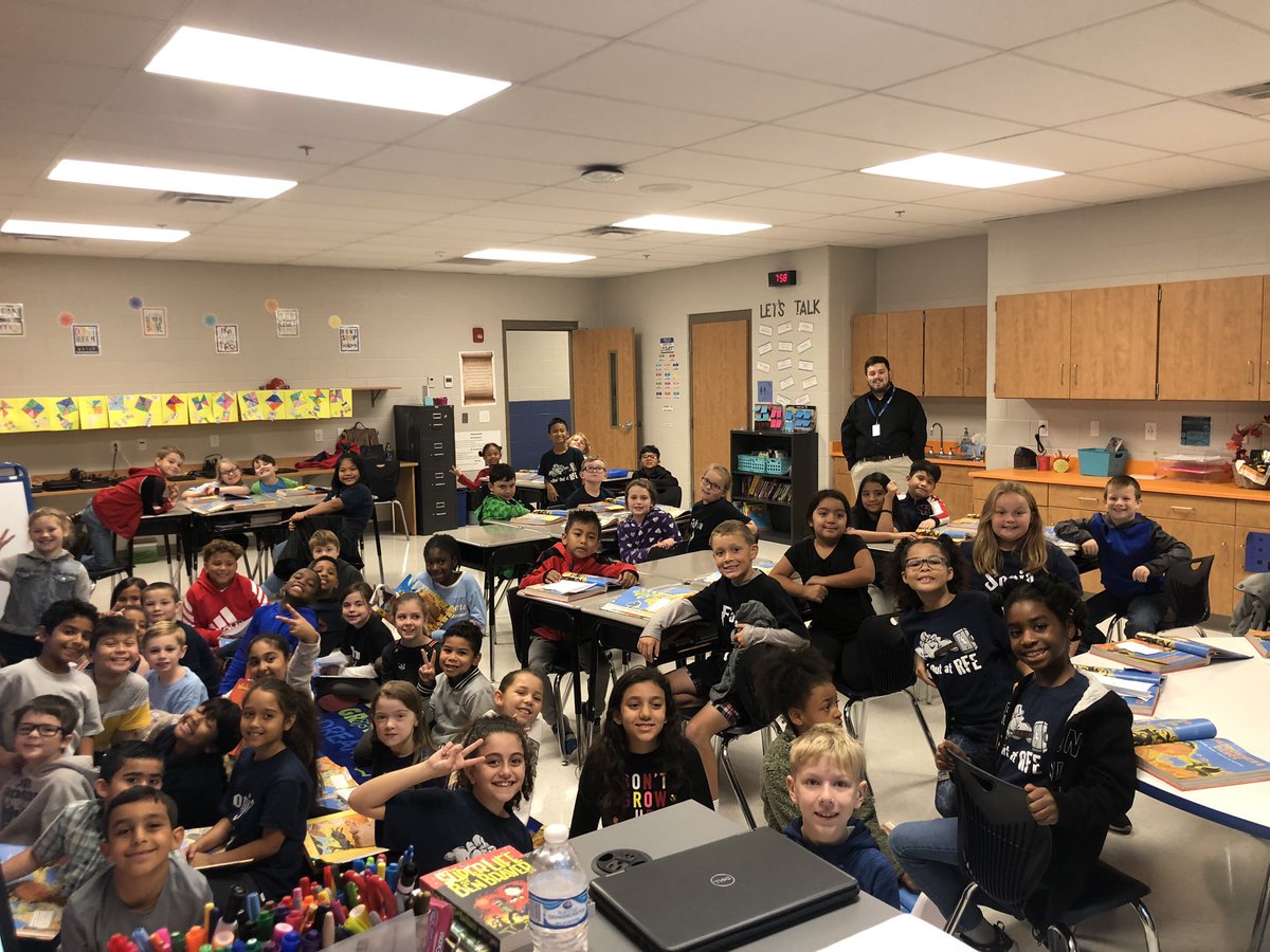 TiphanieStout's tweet photo. Mrs.Stout’s , Mrs.Madison’s and @Teacher_Spice’s class here and ready for #RCSStorychat 📚 @RFe_RCS https://t.co/Lt6MWBcBOM