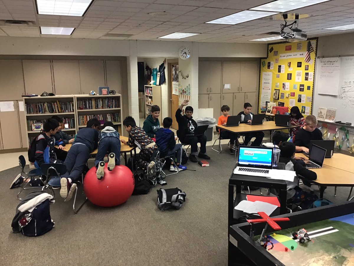 Kristine Davis tweet media