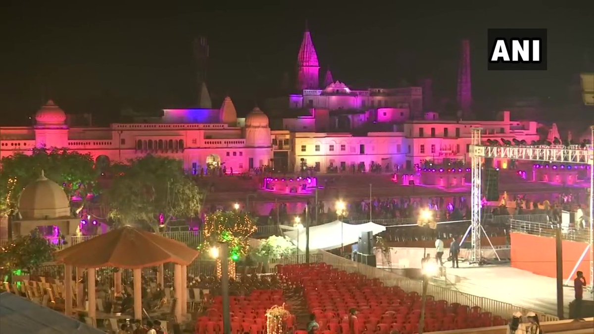 Ayodhya: Arrangements underway at Saryu Ghat for 'deepotsav' event which will be held tomorrow. Over 5.50 lakh earthen lamps will be lit during the event. #Diwali