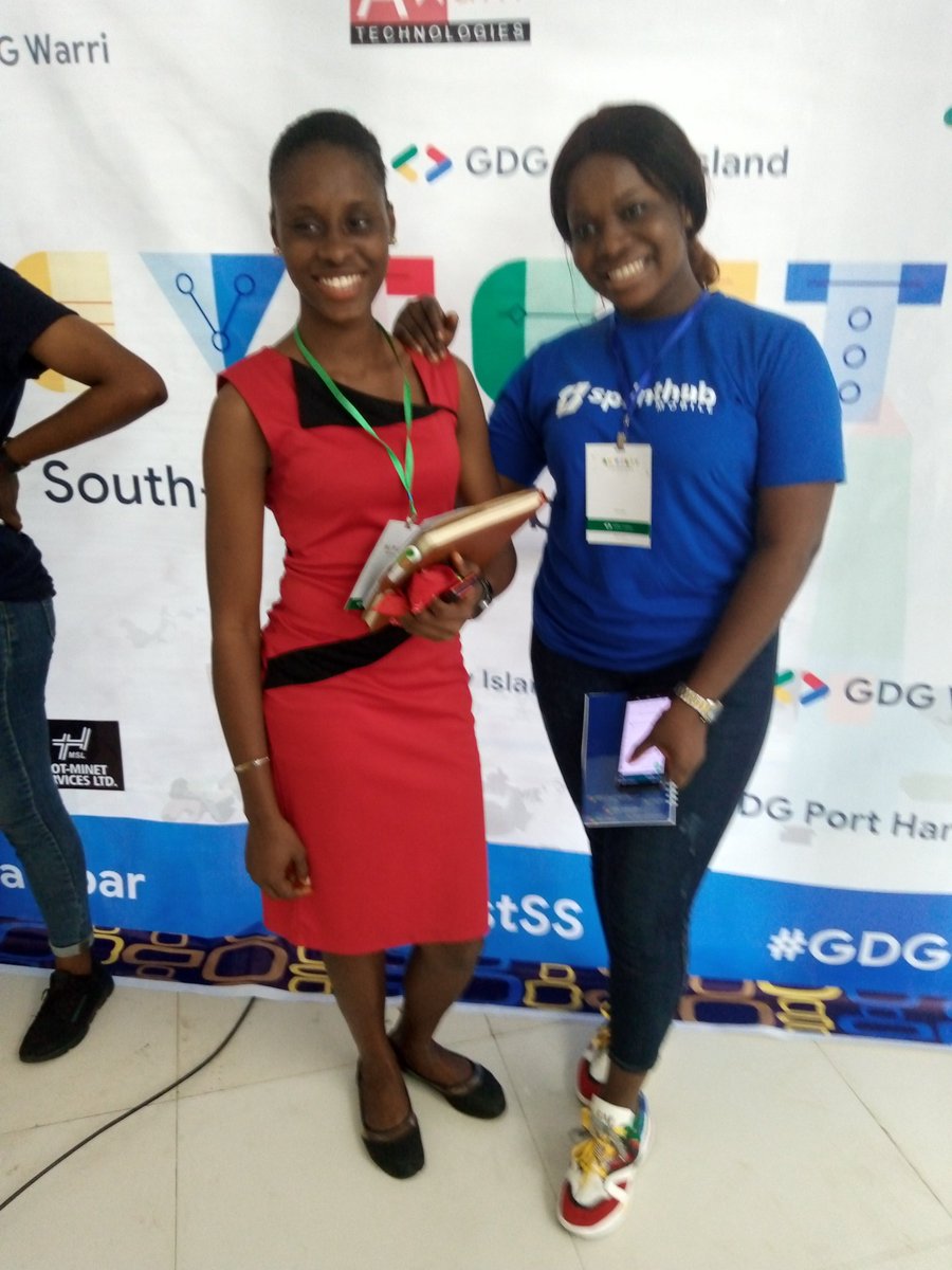 Android_Blaze's tweet photo. #Devfestss
#DEVFESTSS2019
@hexadigitall
@MissOwans
@tech_bella
@ZizoNaser @_MsLinda @Jen_Duix https://t.co/EioBmeANhp