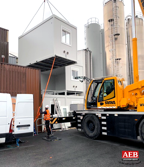 AebBranger's tweet photo. Mise en place de structures modulaires pour une #usine du #Loiretcher. Quatre modules ont été intégrés à l'usine afin de gagner en confort de fabrication. 👍🏻
#contructionmodulaire #aménagement #confort #bureaux #stands #basedevie https://t.co/dmgEpILdaG